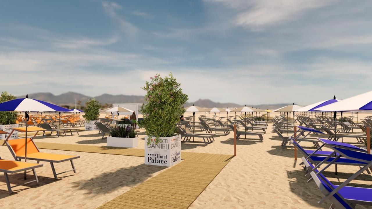 Hotel Palace Bibione Eksteriør billede