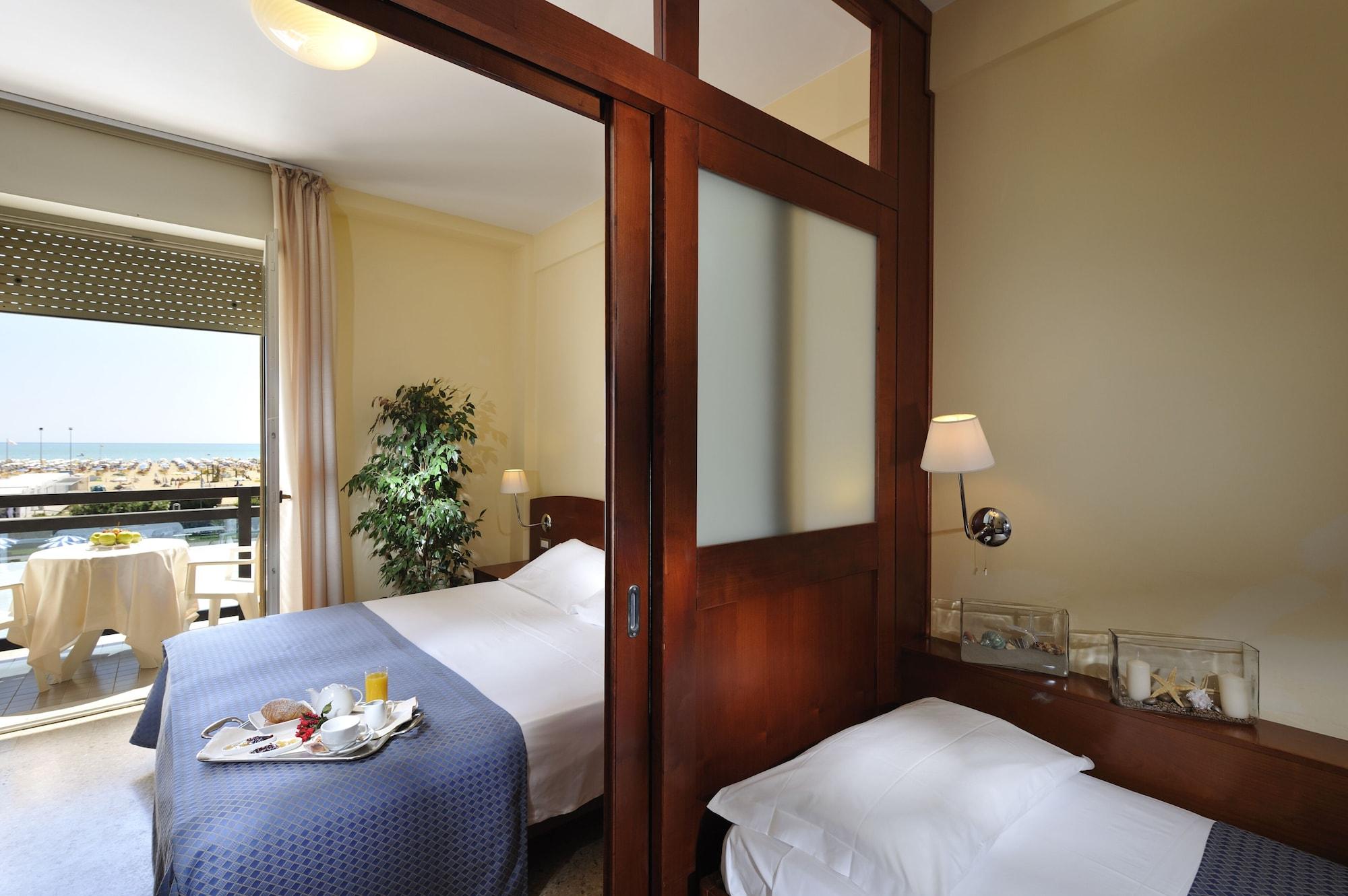 Hotel Palace Bibione Eksteriør billede