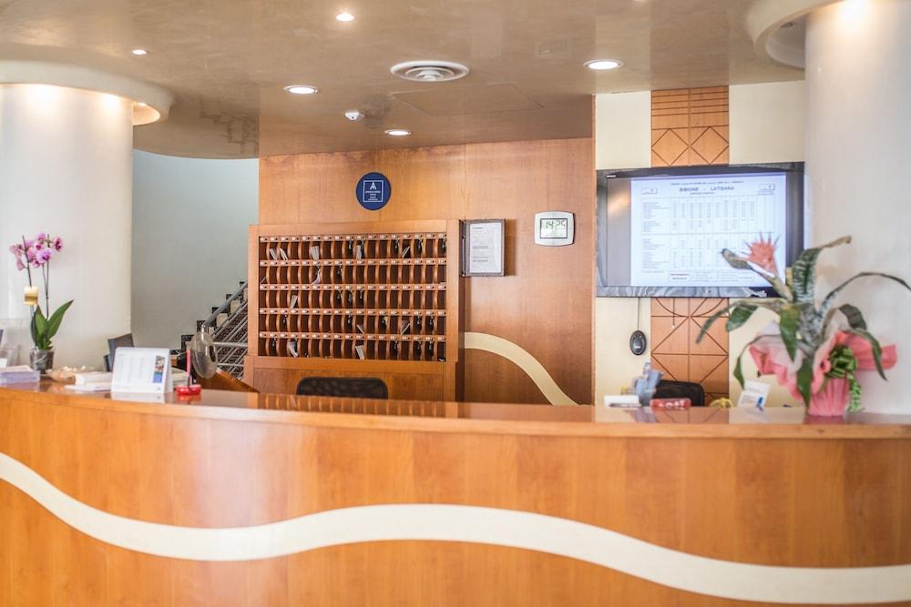 Hotel Palace Bibione Eksteriør billede