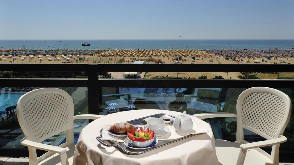 Hotel Palace Bibione Eksteriør billede