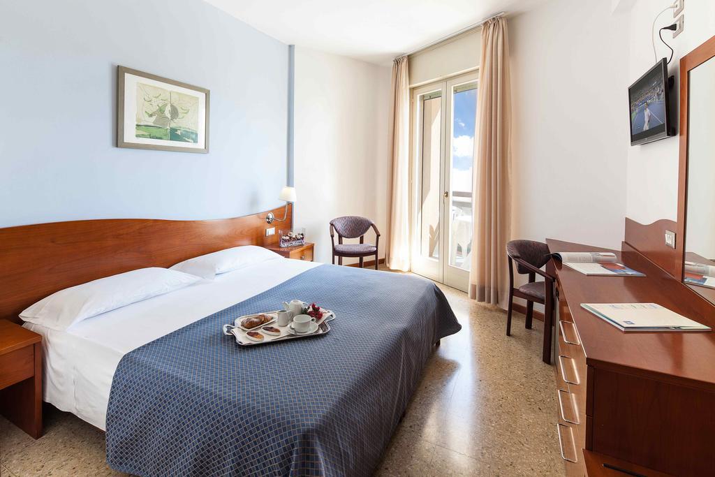 Hotel Palace Bibione Eksteriør billede