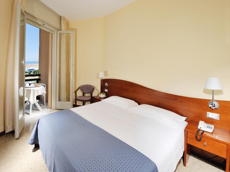 Hotel Palace Bibione Eksteriør billede